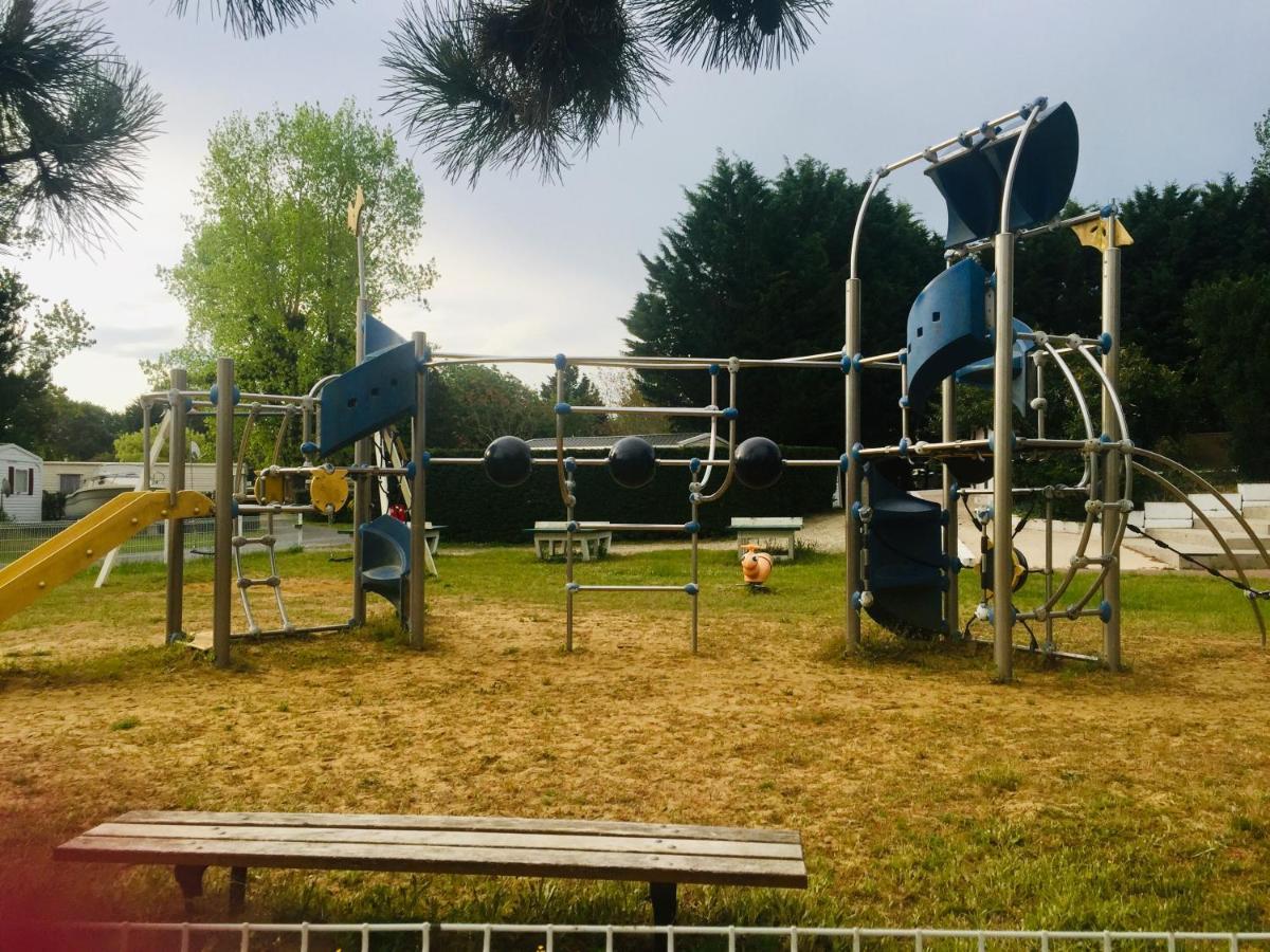 Mobil-Home La Palmyre - Zoo, Plage, Animations Les Mathes Esterno foto